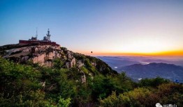 泰山1在线观看,巅峰对决，在线观看，震撼来袭！