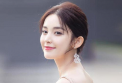 古力娜扎最新绯闻爆料,神秘男子深夜探班引热议