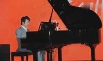 娱乐新闻爆料图片高清版,高清爆料图片揭秘明星幕后生活瞬间