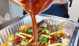 外卖爆料烤鱼视频教程下载,烤鱼视频教程，在家轻松享受美食时光